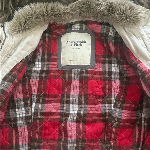 Abercrombie and Fitch Winter Coat Size Large - Picture 3 of 6